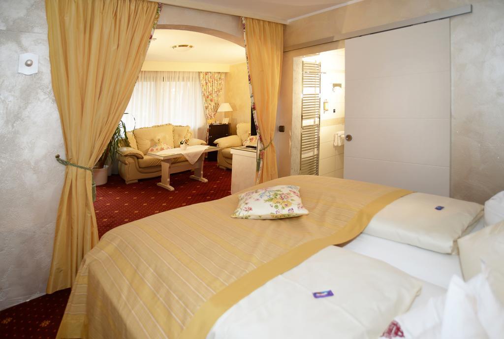 Hotel Krone Igelsberg Freudenstadt Dış mekan fotoğraf